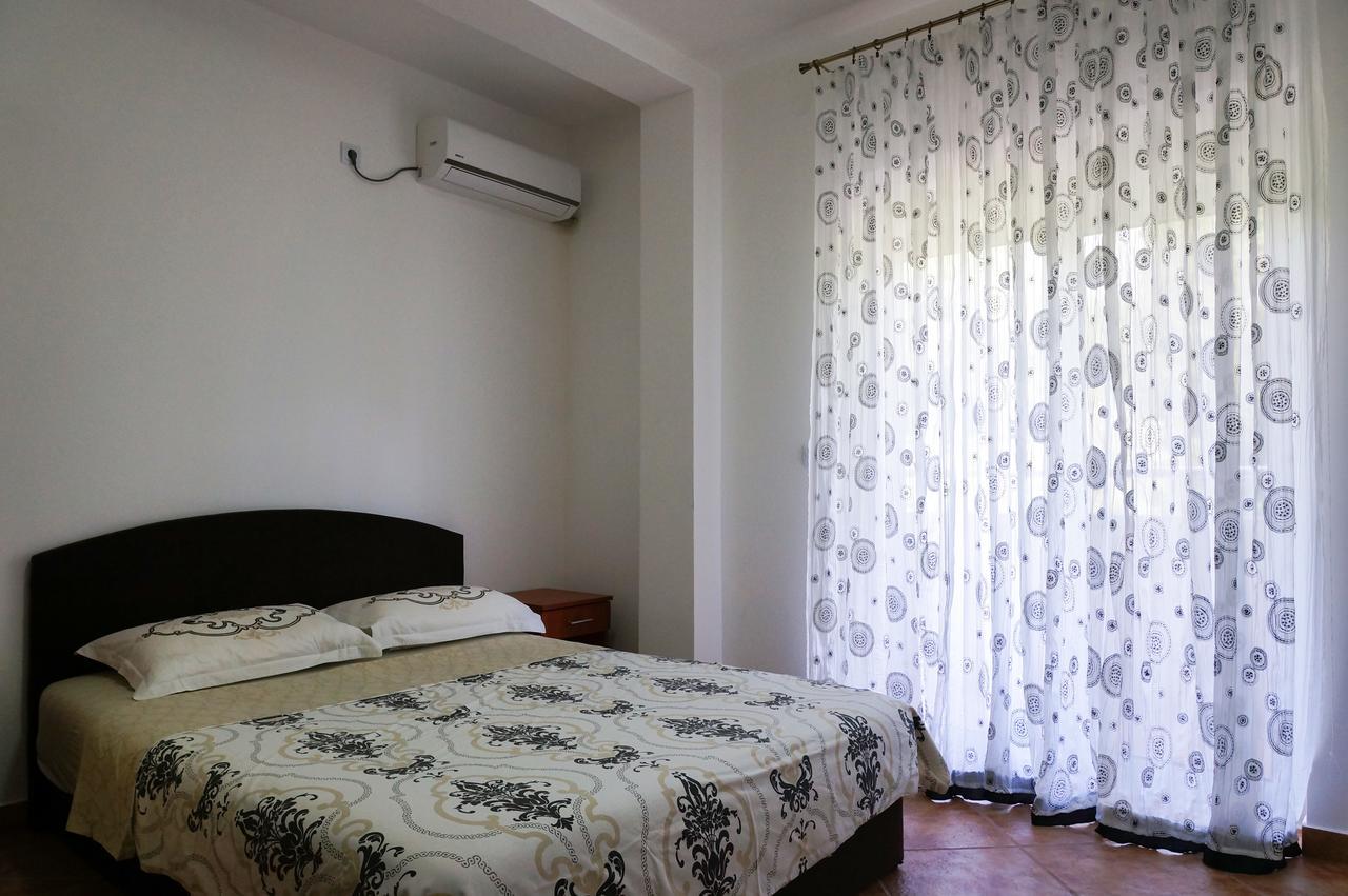Apart Hotel Forte Roses Montenegro Ko Buljarica Petrovac Bagian luar foto