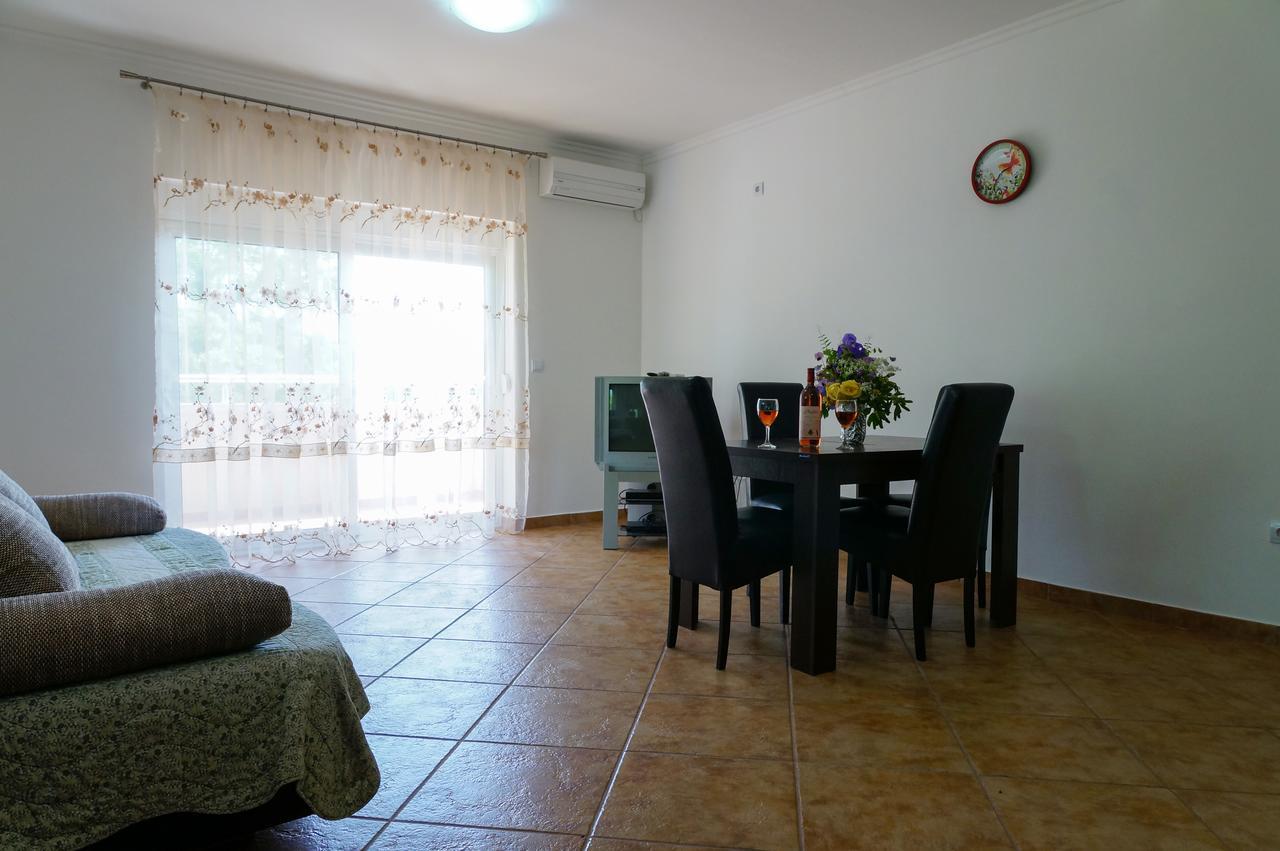 Apart Hotel Forte Roses Montenegro Ko Buljarica Petrovac Bagian luar foto