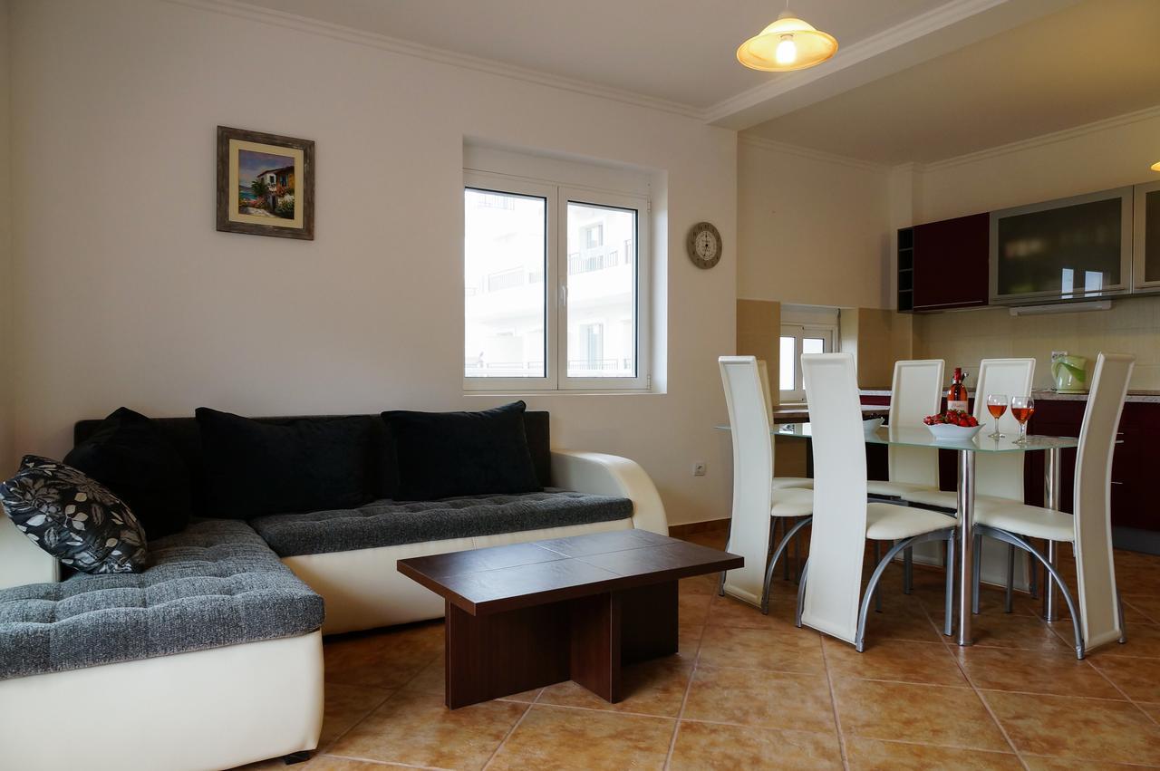 Apart Hotel Forte Roses Montenegro Ko Buljarica Petrovac Bagian luar foto