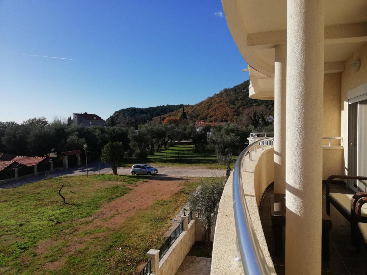 Apart Hotel Forte Roses Montenegro Ko Buljarica Petrovac Bagian luar foto